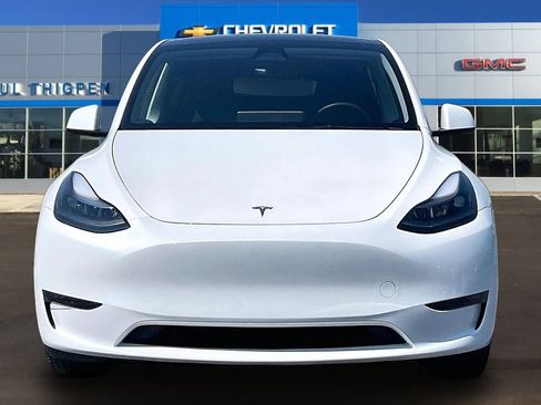 Used 2023 Tesla Model Y Long Range AWD/4WD image 2