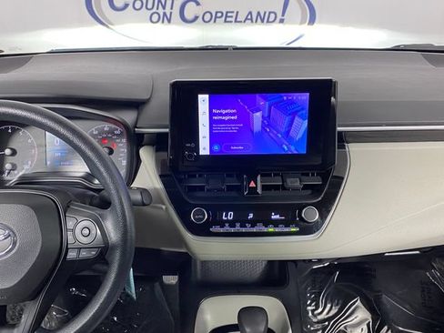 Used 2024 Toyota Corolla LE FWD image 13