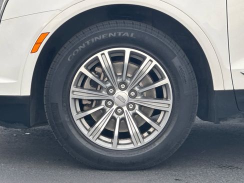 Used 2018 Cadillac XT5 Luxury w/ Driver Awareness Package image 26