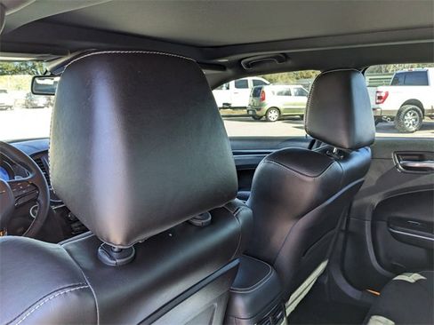 Used 2020 Chrysler 300 S w/ 300S Premium Group image 19