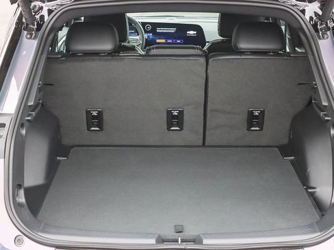 New 2026 Chevrolet Equinox EV LT image 24