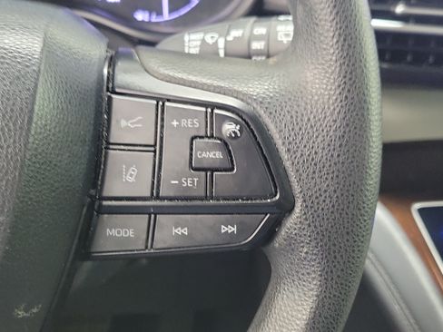 Used 2022 Toyota Sienna LE FWD image 24