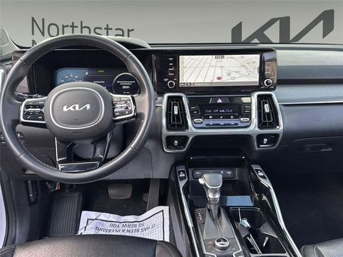 Used 2023 Kia Sorento SX AWD/4WD image 25