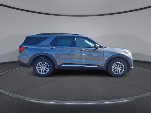 Certified 2025 Ford Explorer Active AWD/4WD image 5