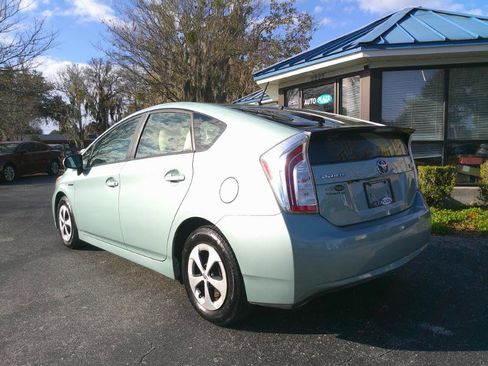 Used 2015 Toyota Prius Three image 7