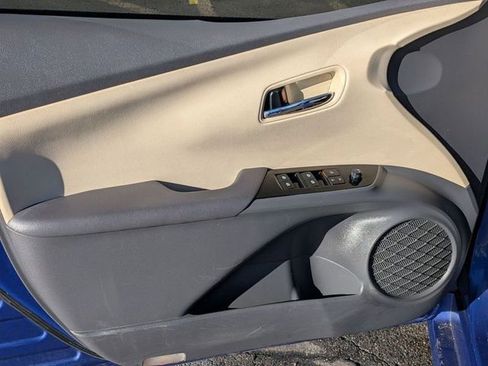 Used 2016 Toyota Prius Two image 13