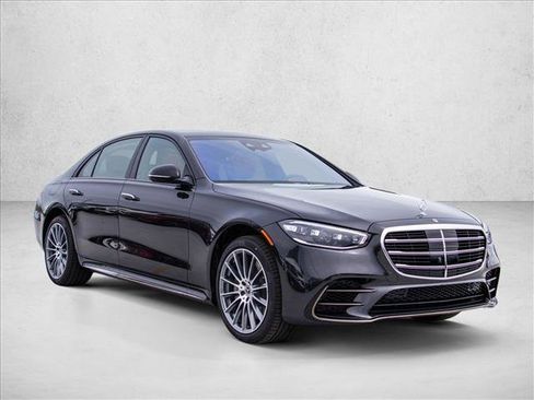 New 2026 Mercedes-Benz S 580 4MATIC Sedan image 3
