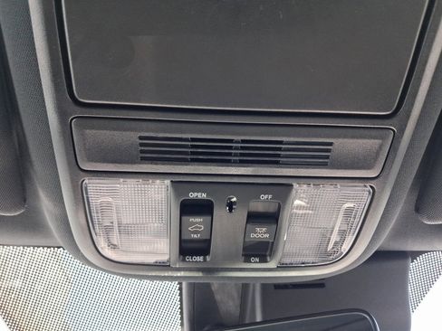 Used 2023 Honda Passport TrailSport image 30