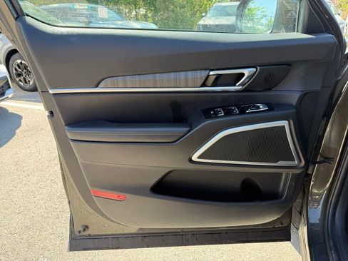 Certified 2024 Kia Telluride EX FWD image 6