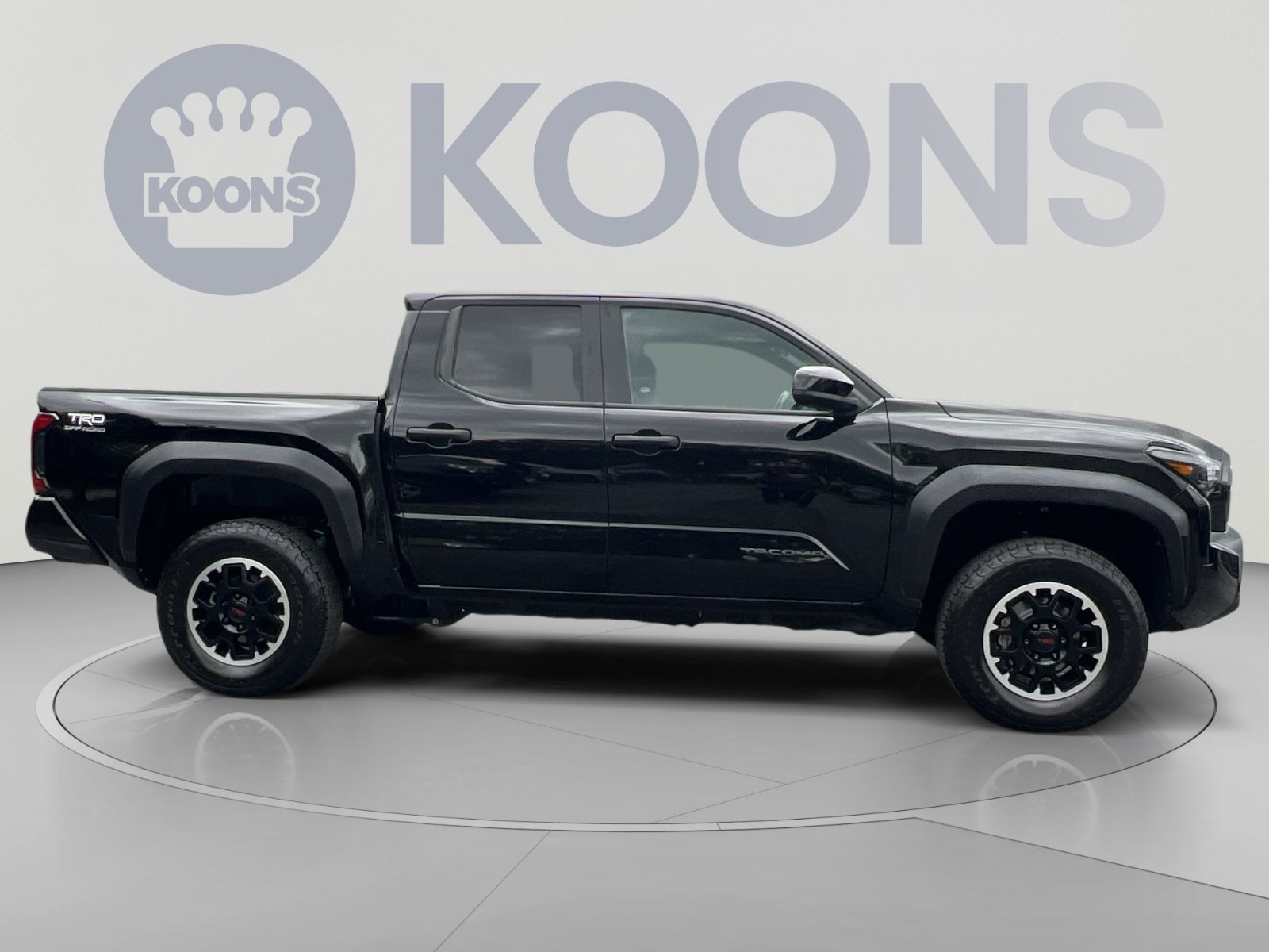 Used 2024 Toyota Tacoma TRD Off-Road AWD/4WD image 10