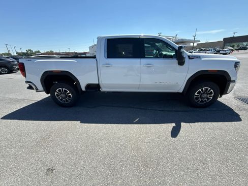 New 2026 GMC Sierra 2500 SLE w/ SLE Value Package; AWD/4WD image 16
