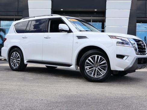 Used 2022 Nissan Armada SL RWD image 2