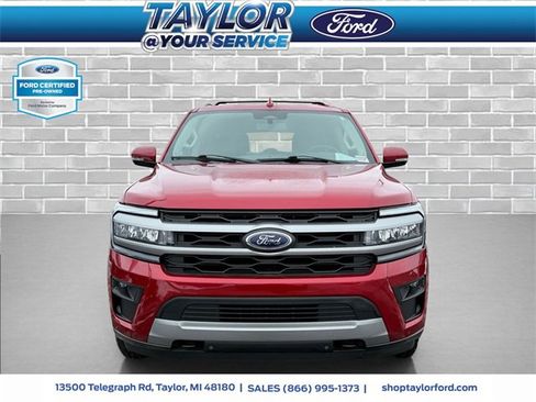 Certified 2022 Ford Expedition XLT image 2