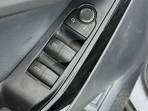 New 2026 Chevrolet Equinox LT w/ Convenience Package II image 18