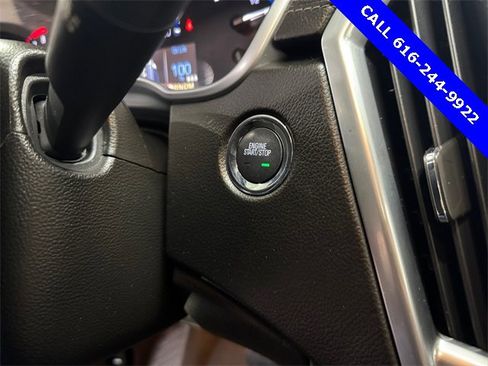 Used 2016 Cadillac SRX Luxury w/ Driver Awareness Package image 20