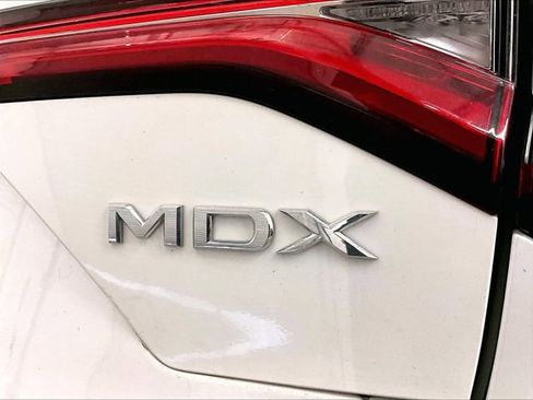 Used 2023 Acura MDX SH-AWD image 13