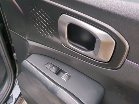 Used 2023 Kia Sorento EX image 28