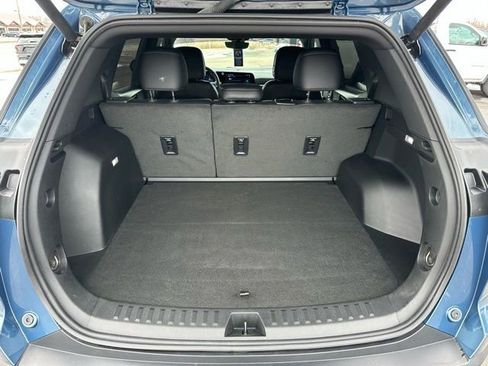 Used 2025 Chevrolet Equinox LT w/ Convenience Package II image 16