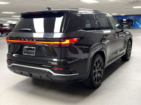 New 2026 Lexus TX 500h AWD image 7