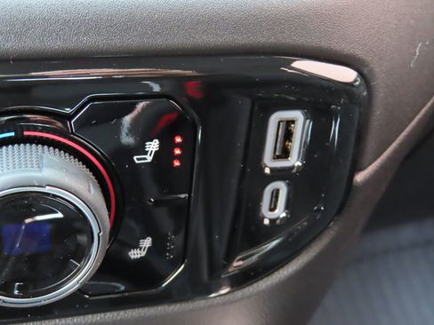 New 2026 Chevrolet Silverado 1500 RST w/ RST All Star Premium Package AWD/4WD image 11