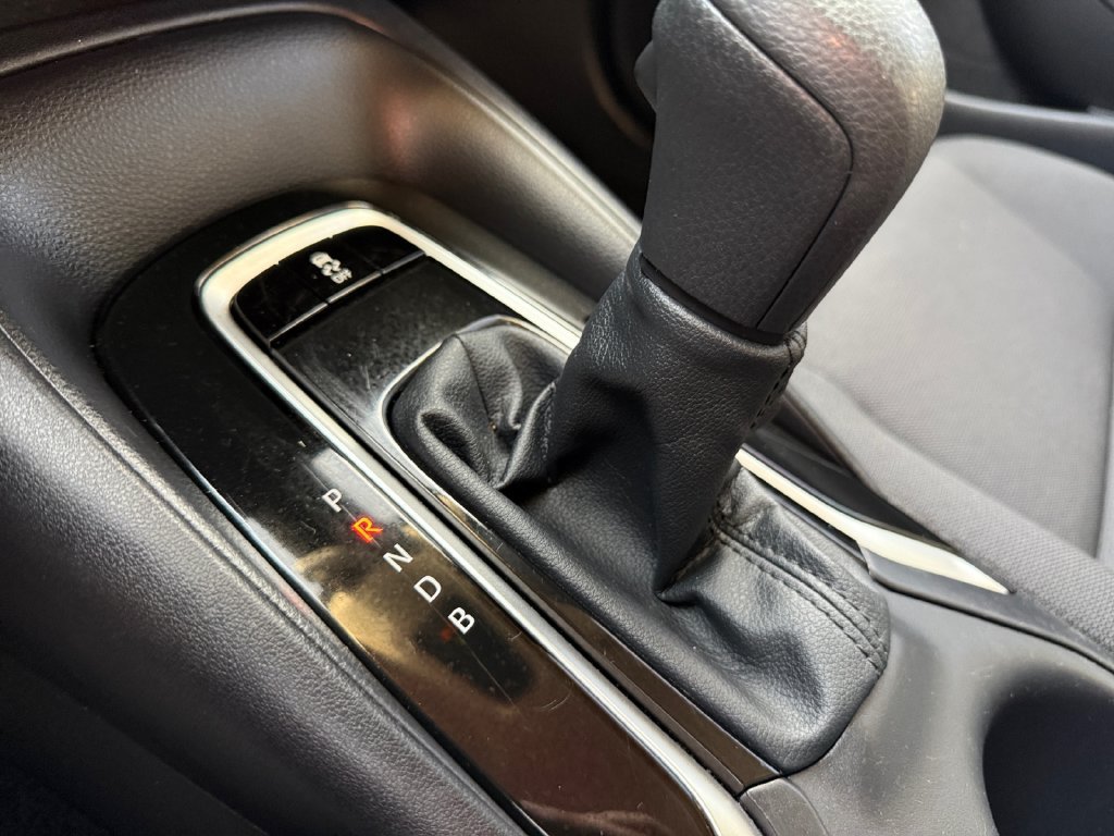 Used 2025 Toyota Corolla LE FWD image 38
