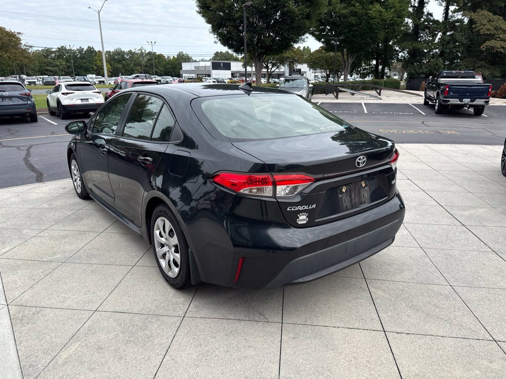 Used 2021 Toyota Corolla LE w/ Carpet Mat Package (TMS) FWD image 7