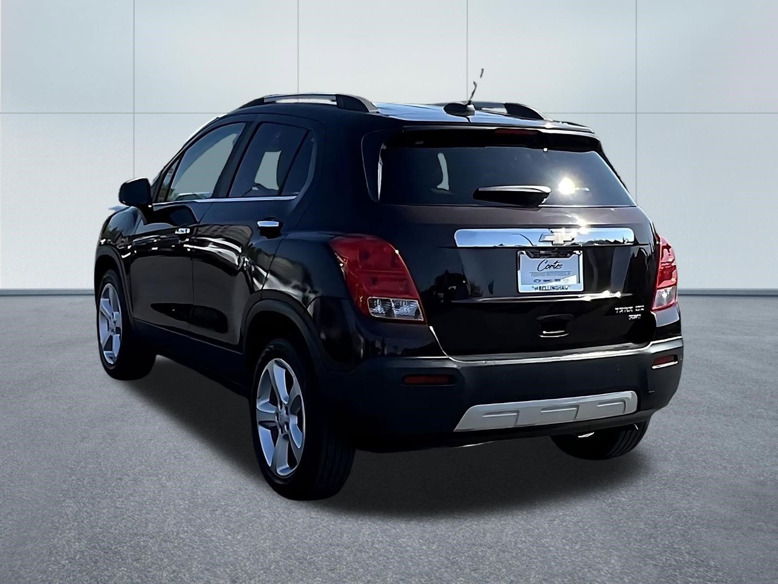 Used 2016 Chevrolet Trax LTZ w/ LPO, Cargo Package AWD/4WD image 4