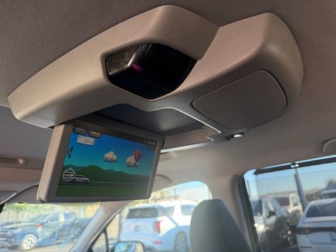 Certified 2019 Honda Pilot Touring image 23