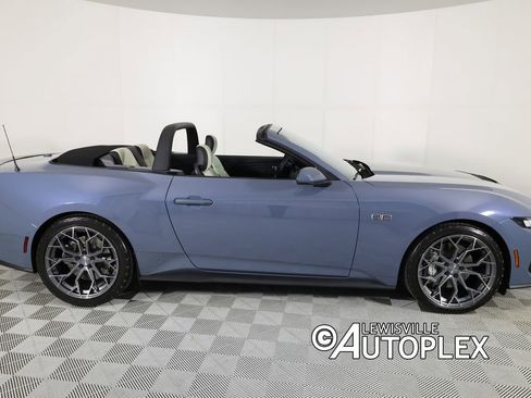 Used 2024 Ford Mustang GT Premium image 4