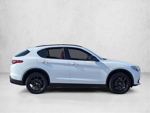 Used 2019 Alfa Romeo Stelvio w/ Nero Edizione image 4
