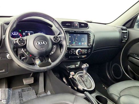 Used 2016 Kia Soul ! w/ Premium Package image 13