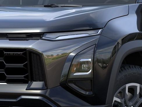 New 2026 Chevrolet Equinox ACTIV FWD image 10