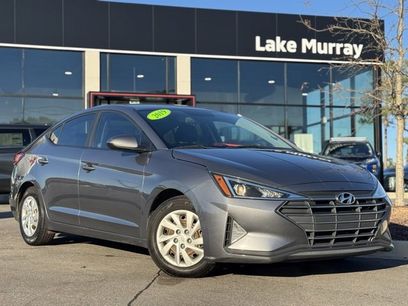 Used 2019 Hyundai Elantra SE w/ Cargo Package