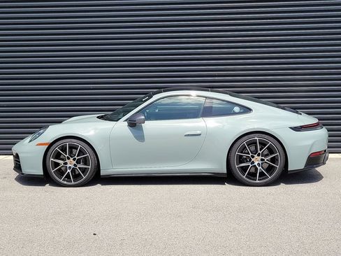 Used 2026 Porsche 911 Carrera T RWD image 2