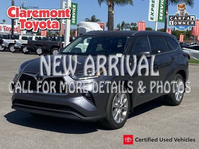 Used 2024 Toyota Highlander Limited