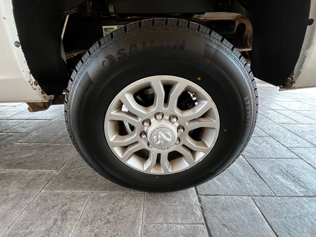 Used 2016 RAM 2500 Laramie AWD/4WD image 25