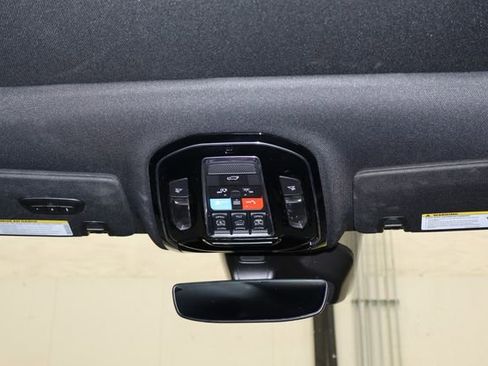 Used 2023 Jeep Grand Cherokee Overland image 33