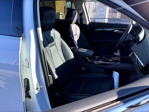 Used 2025 Buick Envision Preferred image 10