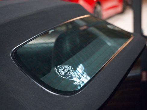 Used 2005 Chevrolet Corvette Convertible w/ Preferred Equipment Group image 31