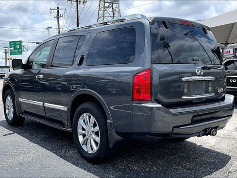 Used 2010 INFINITI QX56 4WD image 2