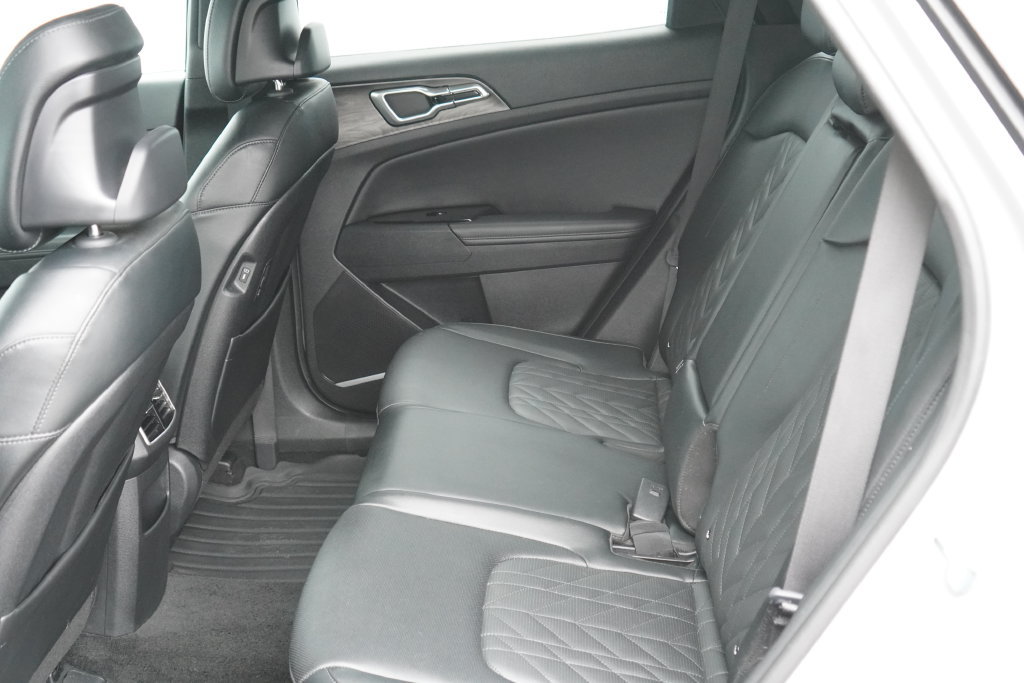 Used 2024 Kia Sportage X-Line w/ X-Line Premium Package AWD/4WD image 29
