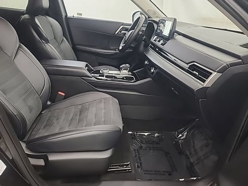 Used 2025 Mitsubishi Outlander SE AWD/4WD image 14