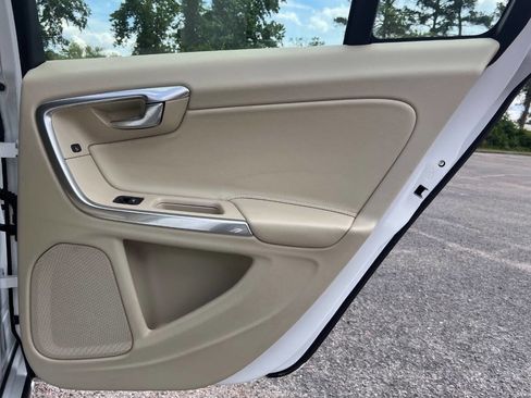 Used 2015 Volvo S60 T5 Premier FWD image 18