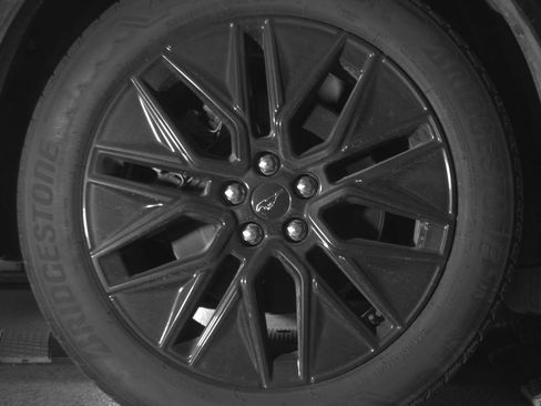 Certified 2025 Ford Mustang Mach-E Premium w/ Sport Appearance Package AWD/4WD image 17