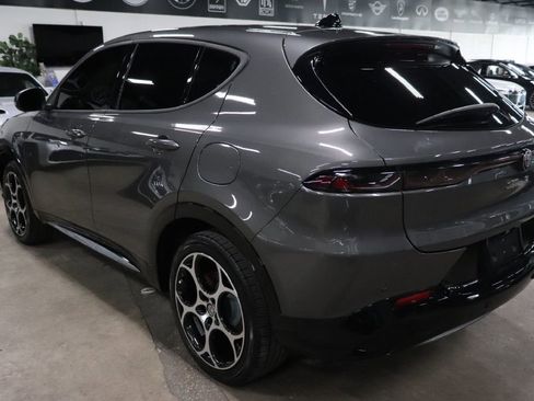 Used 2024 Alfa Romeo Tonale Ti image 3