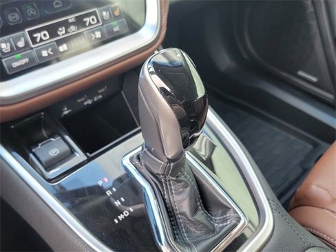 Used 2022 Subaru Outback Touring image 28