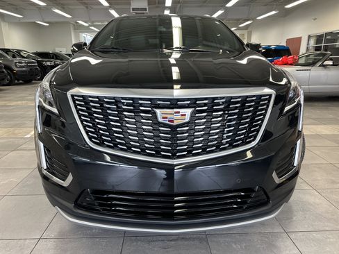 Used 2021 Cadillac XT5 Premium Luxury w/ LPO, Floor Liner Package image 19