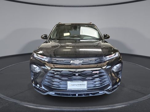 Certified 2023 Chevrolet TrailBlazer RS w/ Convenience Package FWD image 3