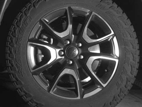 Used 2025 Jeep Compass Trailhawk AWD/4WD image 12