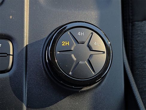 New 2025 Ford Ranger XLT w/ Equipment Group 301A High image 15